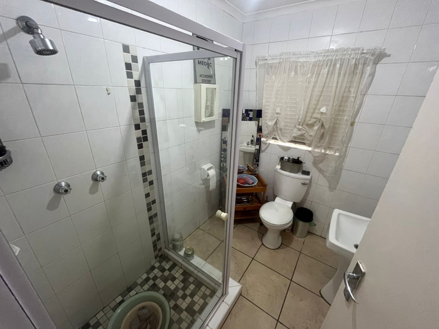 3 Bedroom Property for Sale in Safari Gardens North West